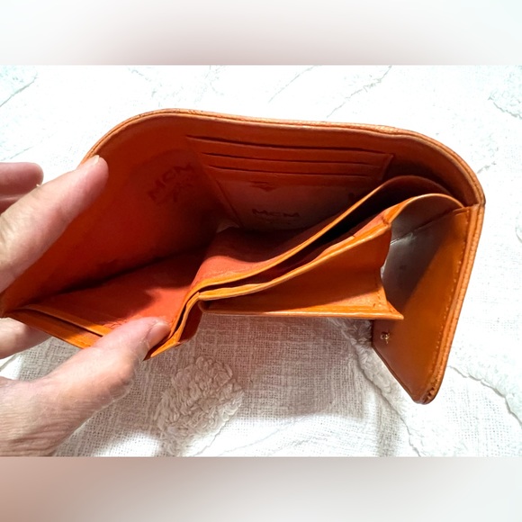 Preloved 💯 MCM Web Monogram Trifold Medium Wallet - Picture 13 of 16